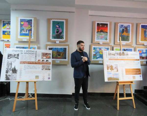 vystavka istoryky 16